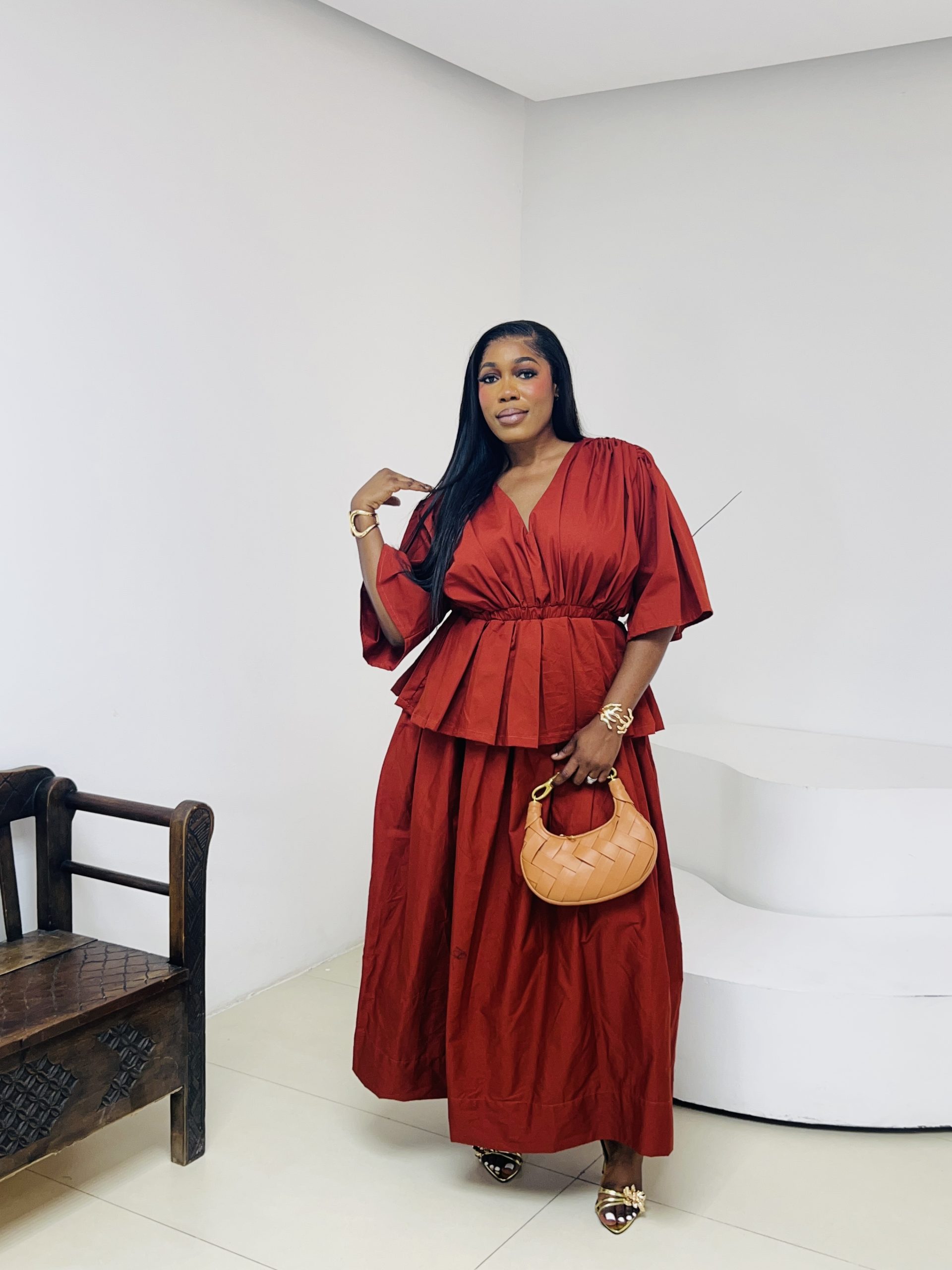 Noelle Set – Elegant Women’s Two-Piece Outfit - Image 2